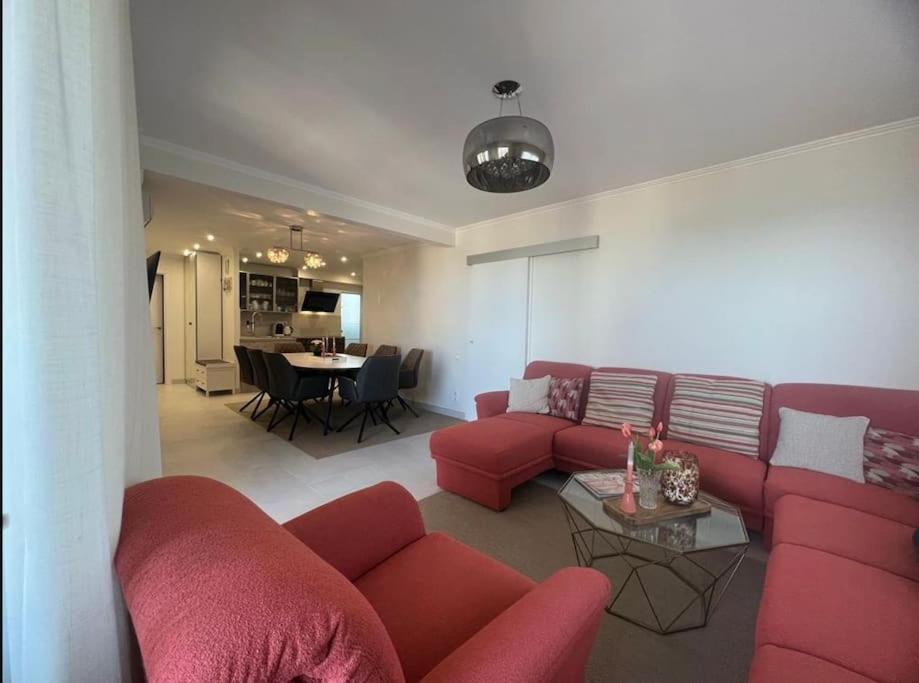 Cunit, Front Line With Sea View Exterior foto