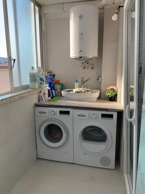 Cunit, Front Line With Sea View Exterior foto